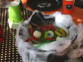 spooky spider party theme