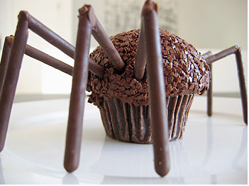 spooky spider party theme